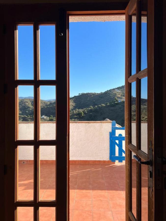 Montana Retreat Bed & Breakfast Alora Bagian luar foto